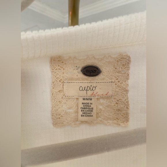 Cupio Thermal V-Neck Pullover Top Cottagecore Cozycore Buttery Soft Warm Neutral - Picture 6 of 8